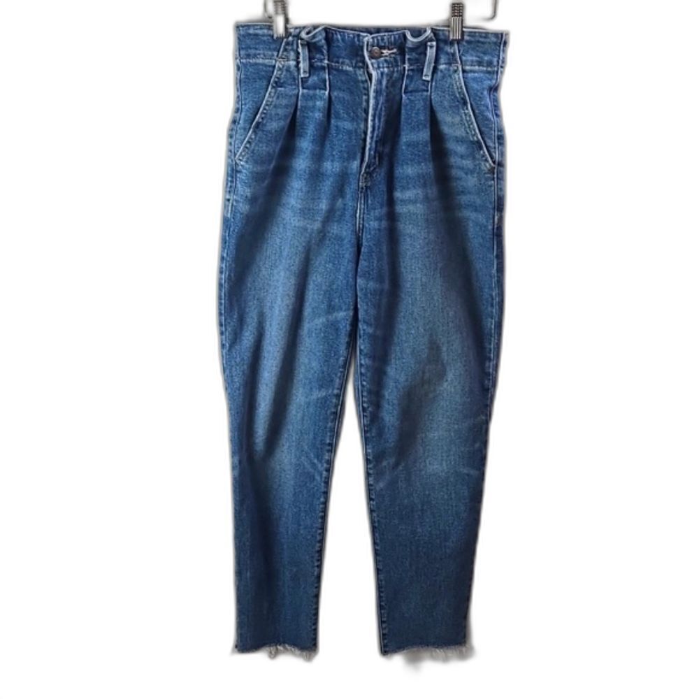 Hollister Women's Ultra High Rise Mom Blue Jeans Sz 26 x 27, Cinched Waist, Boho